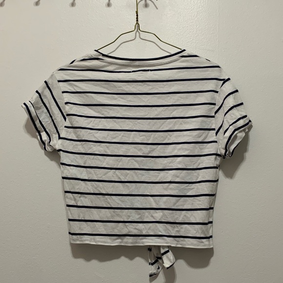 Striped crop top - Picture 2 of 2